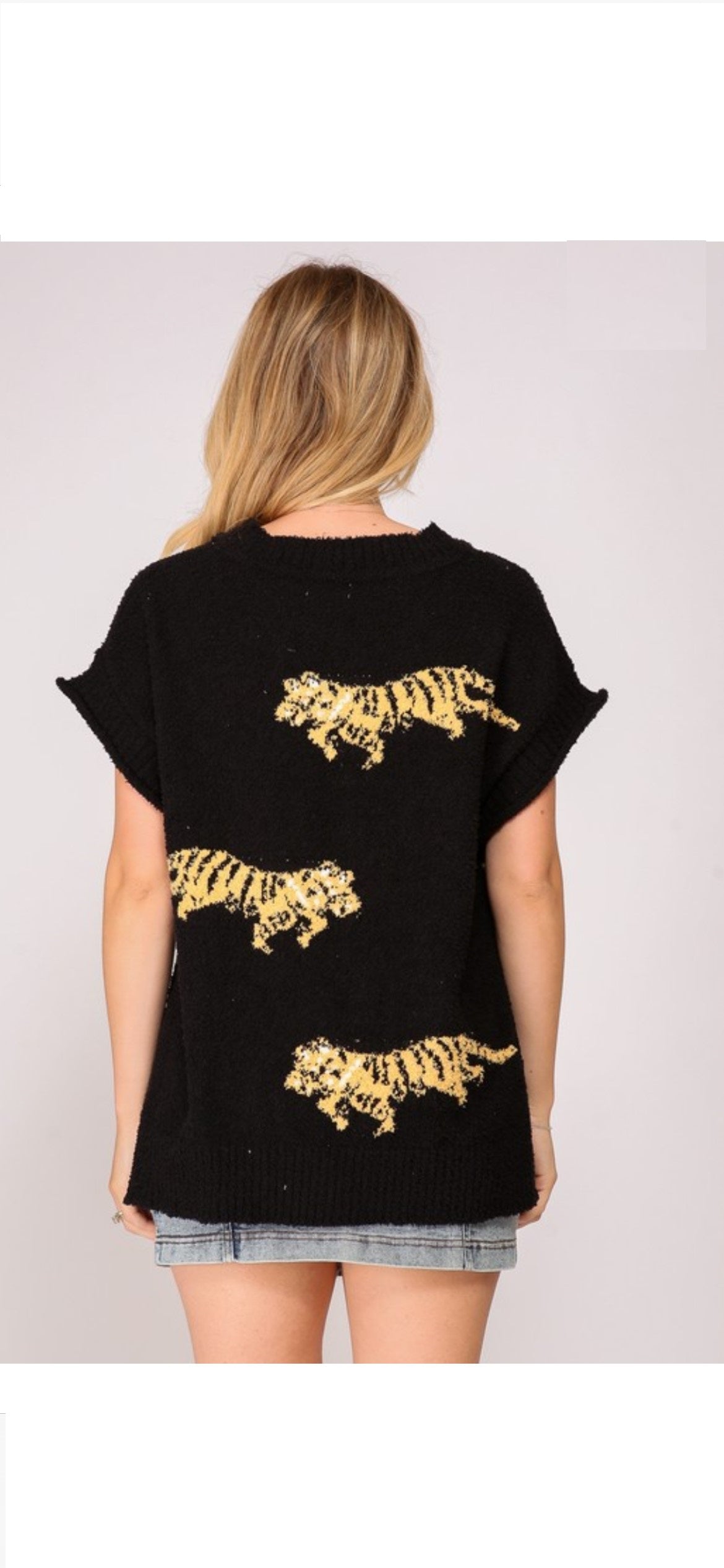 Anna Black Cheetah Sweater Top